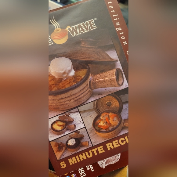 Stone Wave Microwave Cooker (NEW) - Picture 2 of 4